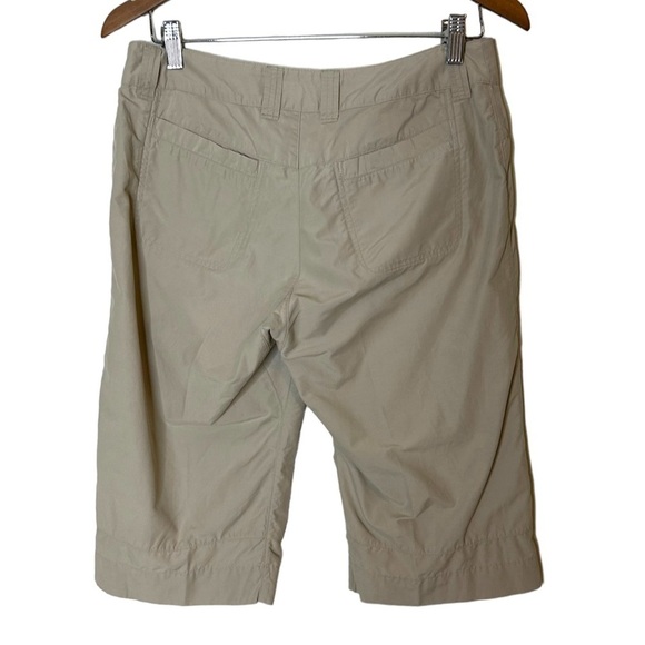 ARC’TERYX Women’s Lightweight Bermuda Hiking Short Size 4 Gorpcore - Picture 7 of 13
